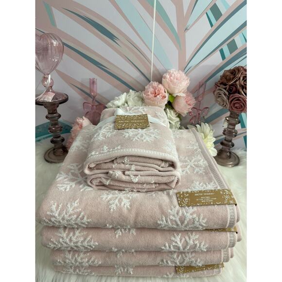 Arctic Holiday 6 Pc White SNOWFLAKE PINK Christmas Bath & Hand Towel Set NWT - Picture 1 of 9